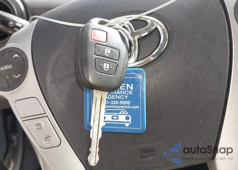 2012 Toyota Prius C Two from USA, damaged, VIN JTDKDTB32C1026748